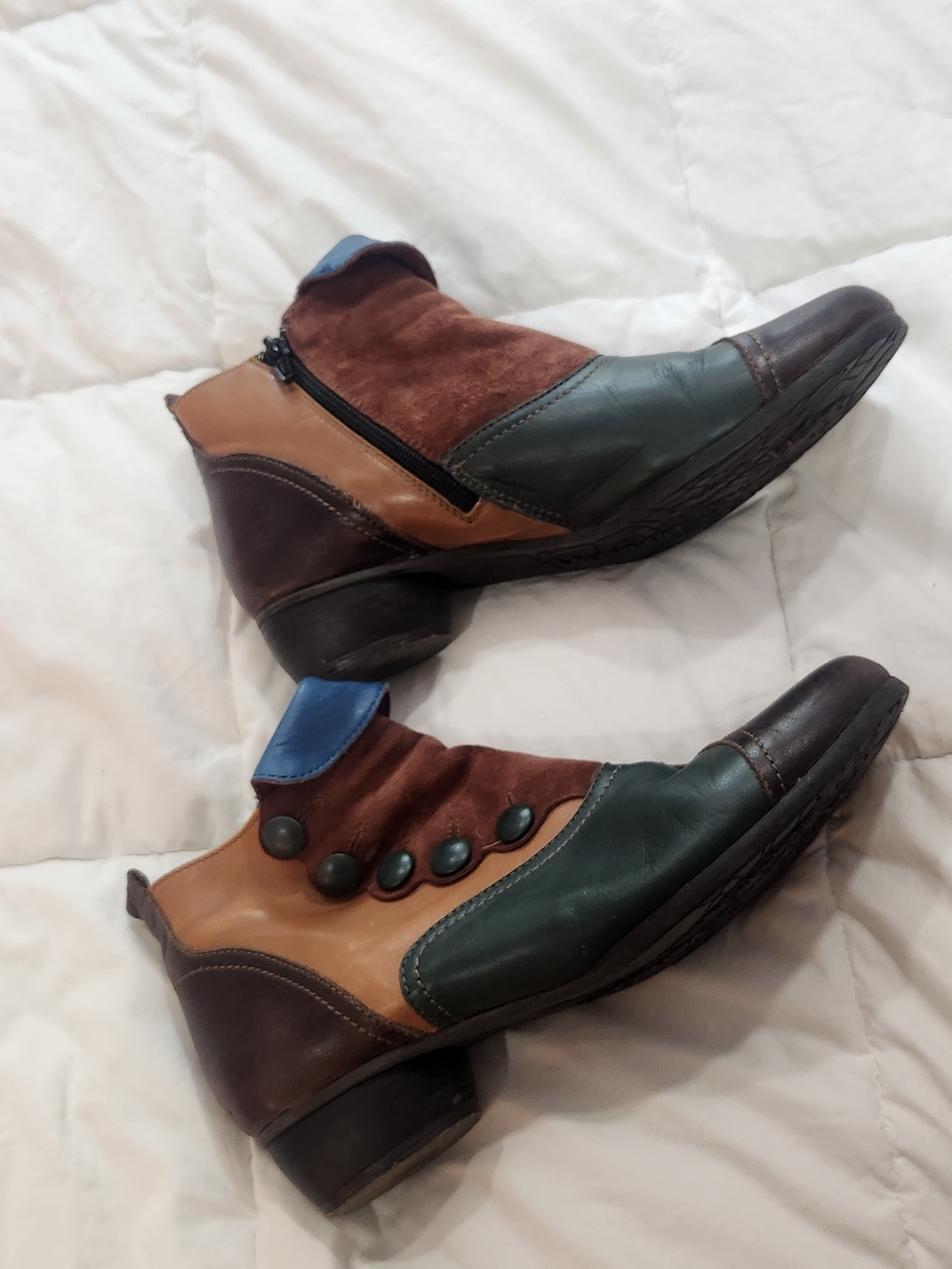 Colorblock Leather & Suede Ankle Booties in Brown, Tan, Green & Blue Size 9-9.5